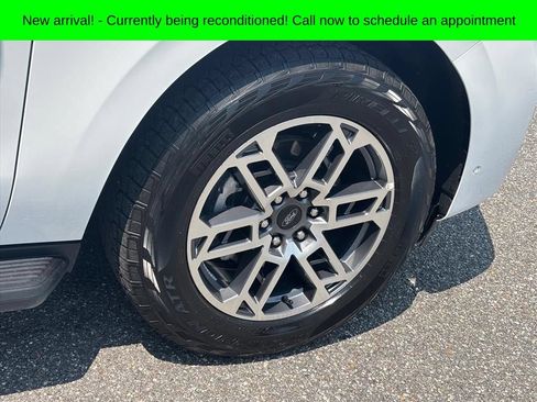 Used 2025 Ford Expedition Active AWD/4WD image 28