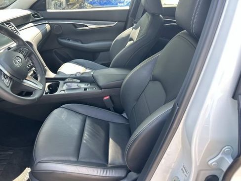 Certified 2025 INFINITI QX50 Luxe AWD/4WD image 13