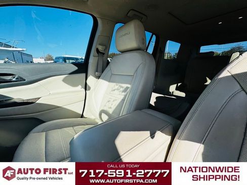 Used 2021 GMC Acadia Denali w/ Denali Ultimate Package image 15
