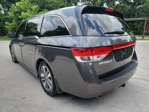 Used 2015 Honda Odyssey Touring Elite image 5