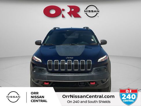 Used 2016 Jeep Cherokee Trailhawk w/ Comfort/Convenience Group image 2