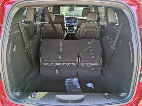 New 2025 Chrysler Voyager LX image 12