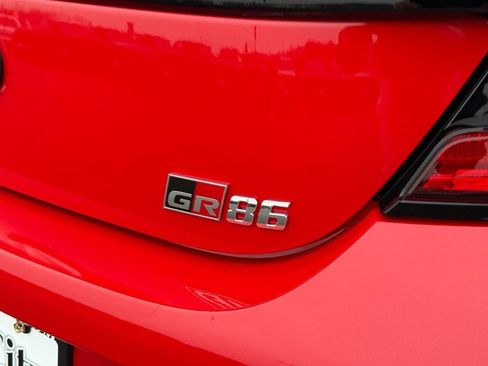 New 2026 Toyota GR86 Premium image 4