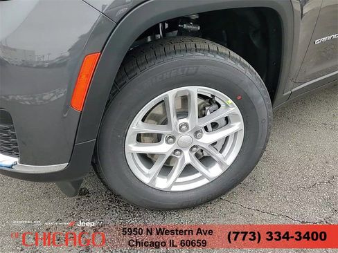 New 2025 Jeep Grand Cherokee L Laredo AWD/4WD image 10