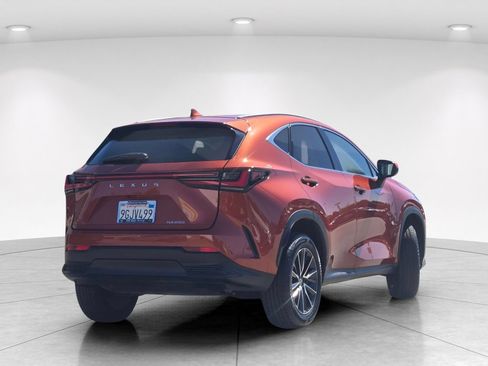 Used 2024 Lexus NX 250 FWD image 3