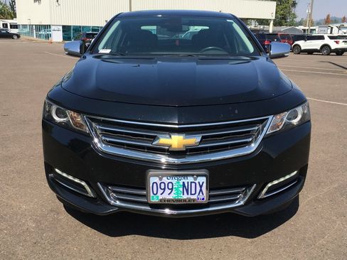 Used 2015 Chevrolet Impala LTZ FWD image 9