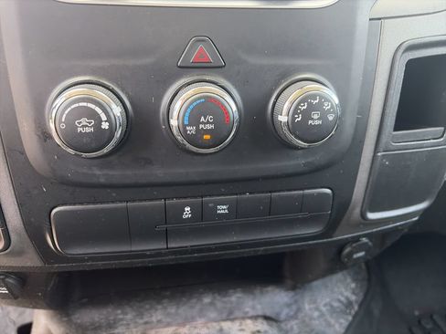 Used 2020 RAM 1500 Tradesman AWD/4WD image 24