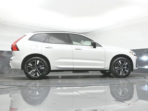 New 2026 Volvo XC60 B5 Core w/ Climate Package image 43