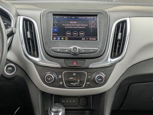 Used 2021 Chevrolet Equinox LS image 14