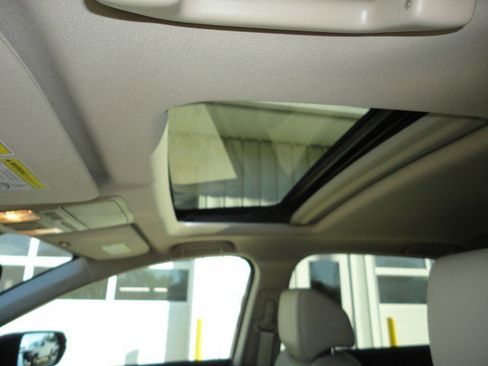 Used 2019 Honda CR-V EX-L image 9