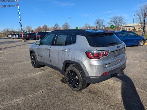 Used 2019 Jeep Compass Altitude image 5
