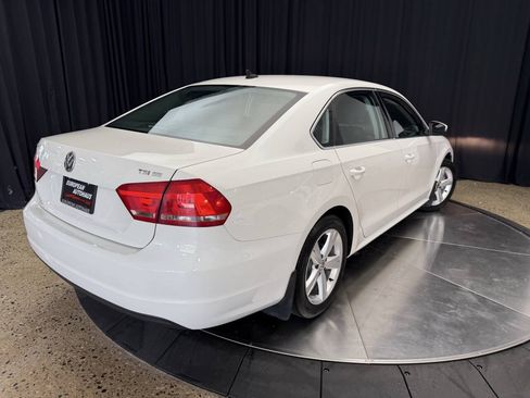 Used 2015 Volkswagen Passat 1.8T SE FWD image 7