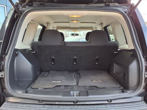 Used 2015 Jeep Patriot Sport w/ Power Value Group image 16