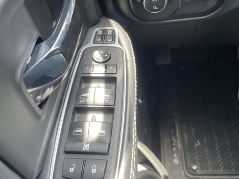 Used 2024 RAM 3500 Limited AWD/4WD image 27