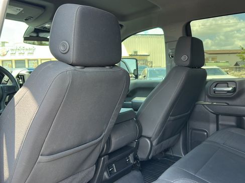 Used 2024 Chevrolet Silverado 2500 Custom w/ Custom Convenience Package AWD/4WD image 17