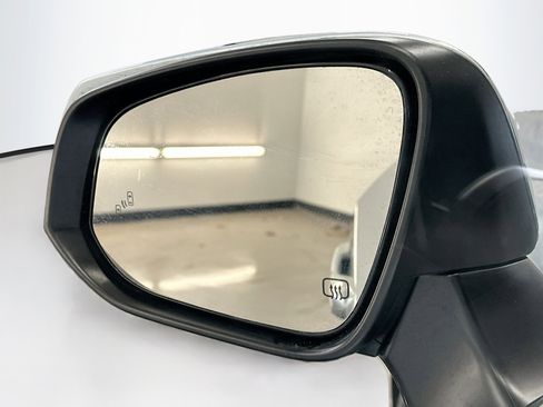 Used 2025 Toyota Grand Highlander XLE image 16