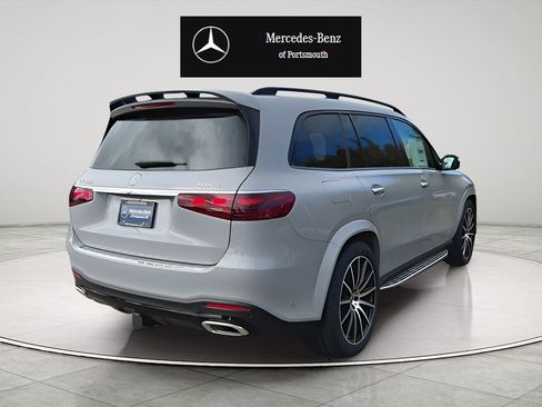 New 2026 Mercedes-Benz GLS 580 4MATIC image 7
