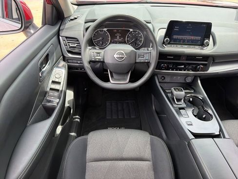 Used 2026 Nissan Rogue SV FWD image 20