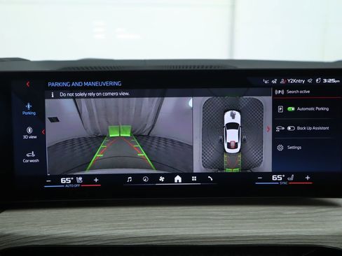 Used 2025 BMW M440i Coupe w/ Premium Package image 16