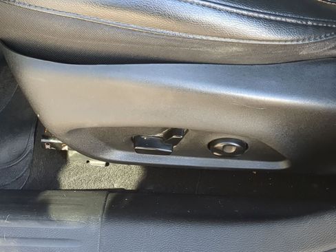 Used 2020 Jeep Compass Limited image 19