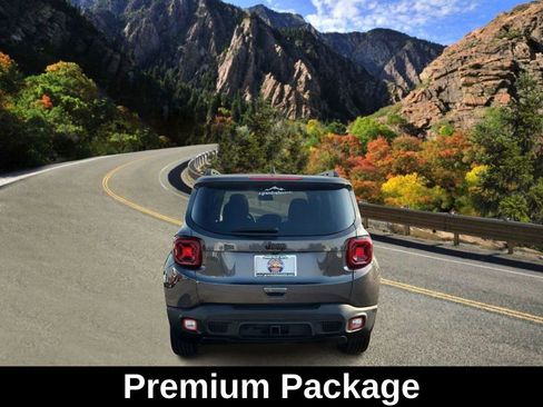 Used 2020 Jeep Renegade Latitude image 5