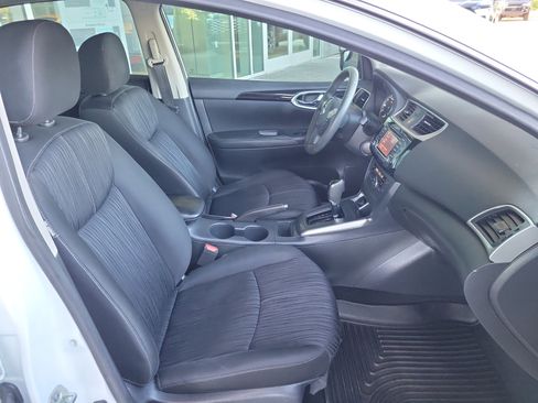 Used 2018 Nissan Sentra SV image 31