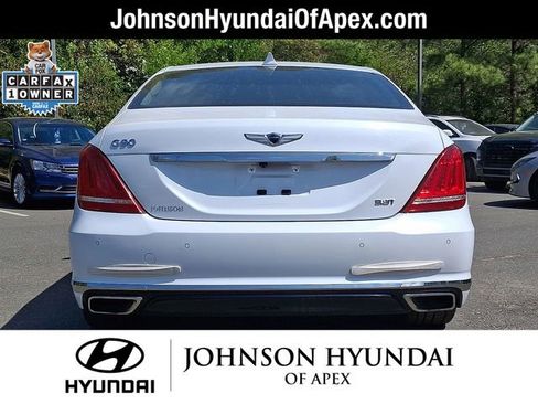 Used 2017 Genesis G90 3.3T Premium image 27