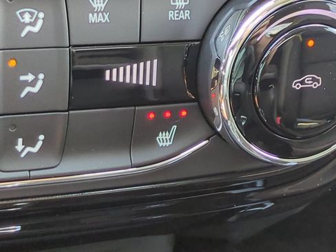 New 2026 Chevrolet Trax ACTIV w/ Driver Confidence Package FWD image 21
