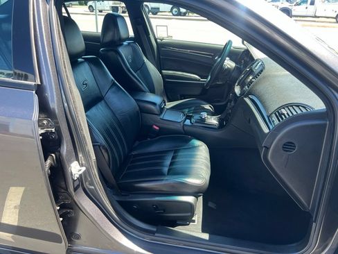 Used 2023 Chrysler 300 S RWD image 42