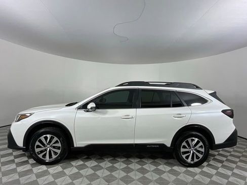 Used 2020 Subaru Outback Premium AWD/4WD image 8