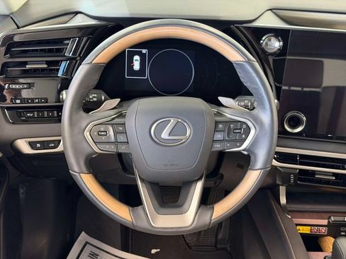 Used 2023 Lexus RX 350 Premium w/ Accessory Package AWD/4WD image 23
