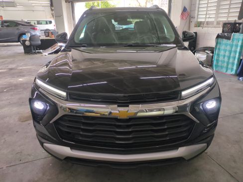 Used 2024 Chevrolet TrailBlazer LT image 3