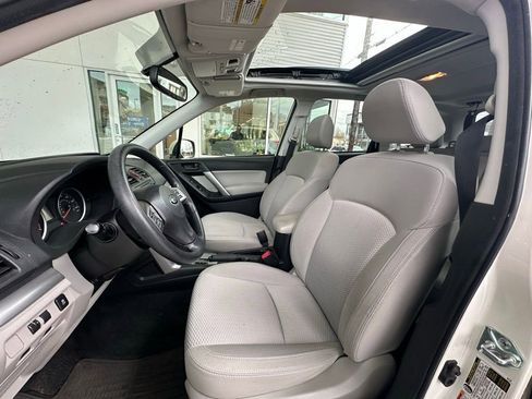 Used 2015 Subaru Forester 2.5i Premium w/ All-Weather Package image 11
