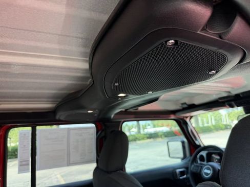 Used 2026 Jeep Wrangler Unlimited Sport AWD/4WD image 30
