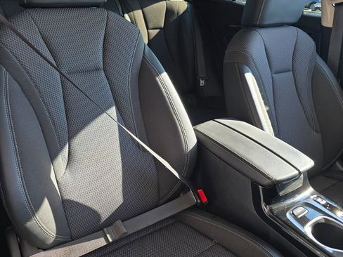 Used 2023 Buick Envision Preferred image 14