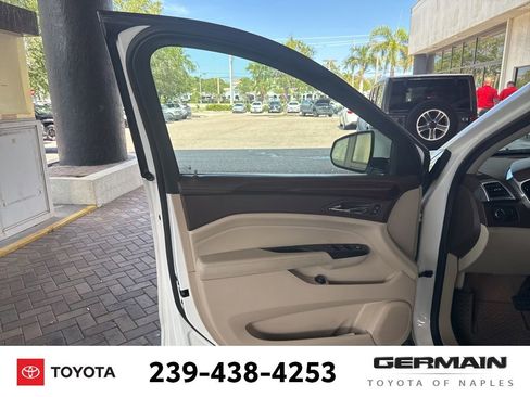 Used 2013 Cadillac SRX Luxury w/ Driver Awareness Package FWD image 22