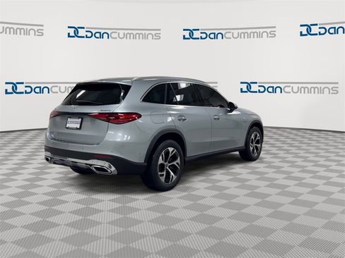 Used 2025 Mercedes-Benz GLC 350e GLC 350e image 8