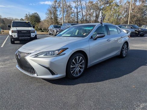Used 2021 Lexus ES 300h w/ Premium Package image 8