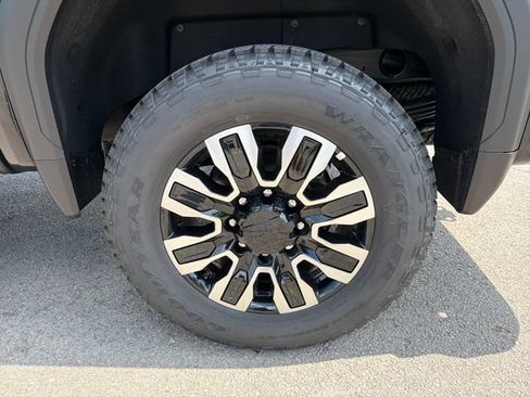 New 2026 GMC Sierra 2500 Denali Ultimate AWD/4WD image 26