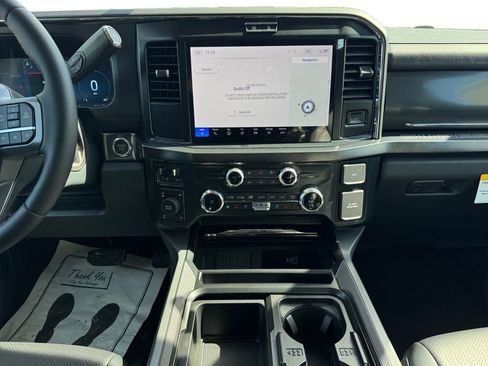 New 2026 Ford F250 Lariat w/ Black Appearance Package image 13