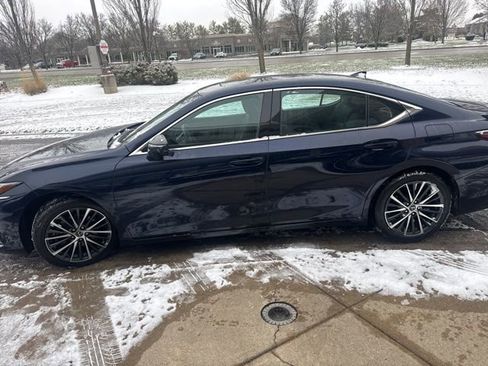 Used 2023 Lexus ES 350 w/ Premium Package image 7