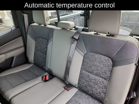 Used 2024 Chevrolet Colorado ZR2 w/ Technology Package image 27