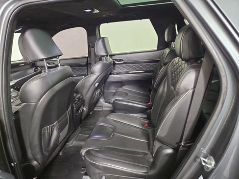 Used 2022 Hyundai Palisade Calligraphy image 15