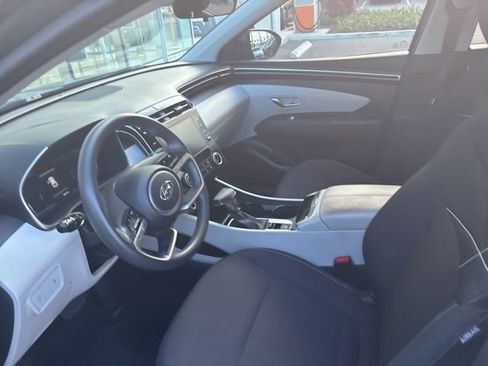 Used 2023 Hyundai Tucson SE FWD image 14