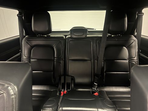 Used 2022 Lincoln Navigator L Reserve image 19