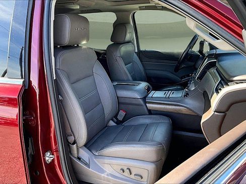 Used 2019 GMC Yukon Denali w/ Denali Ultimate Package image 7