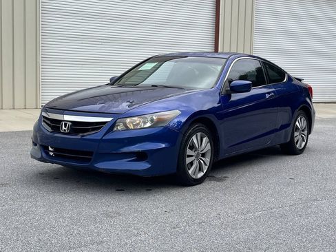 Used 2011 Honda Accord EX-L image 2