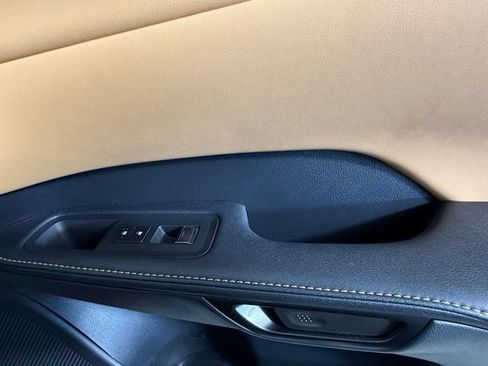 Used 2025 Lexus RX 350 Premium w/ Accessory Package (Z1) FWD image 31