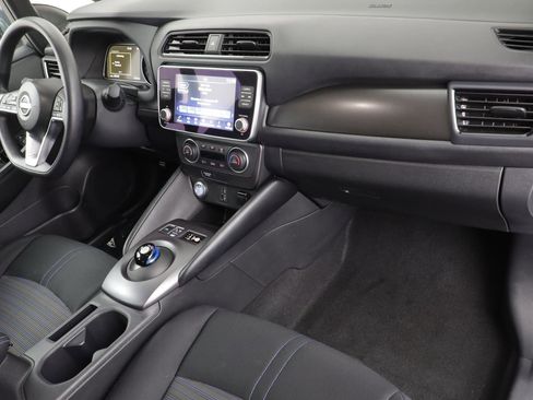 Used 2023 Nissan Leaf S image 20