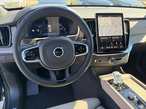 New 2026 Volvo XC90 B6 Ultra w/ Protection Package Premier image 13